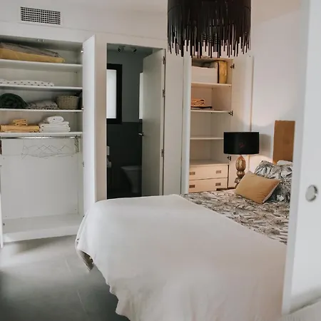 House Apartment *